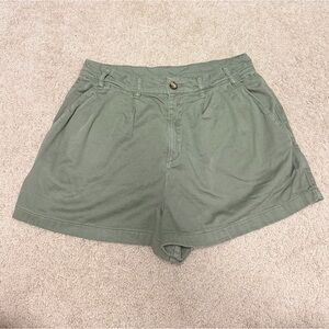 Free People Billie Olive Green Chino Pleated Women's Shorts